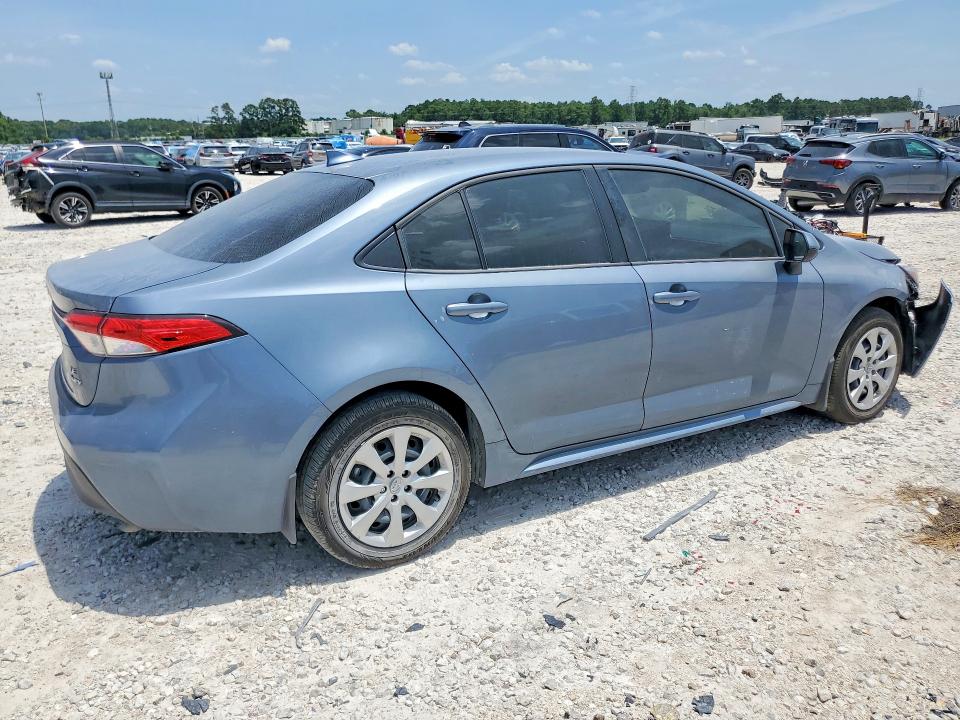 Снимка 3 от търг – 2026 TOYOTA COROLLA HYBRID с VIN JTDBCMFE1T3129894