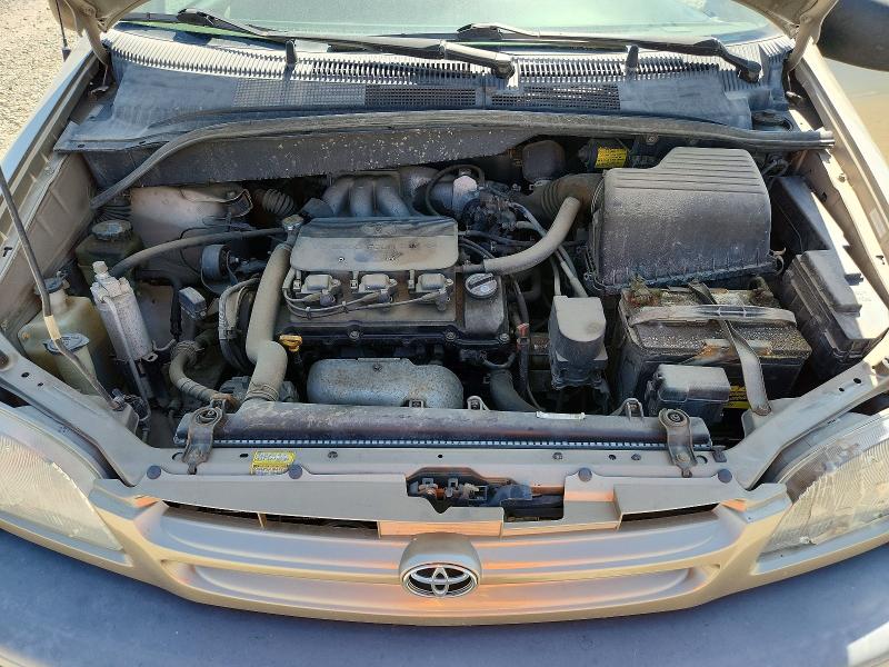 Photo 12 from auction – 2000 TOYOTA SIENNA with VIN 4T3ZF13C0YU259001