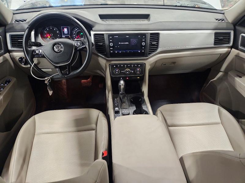 Photo 8 from auction – 2019 VOLKSWAGEN ATLAS with VIN 1V2LR2CA9KC561445