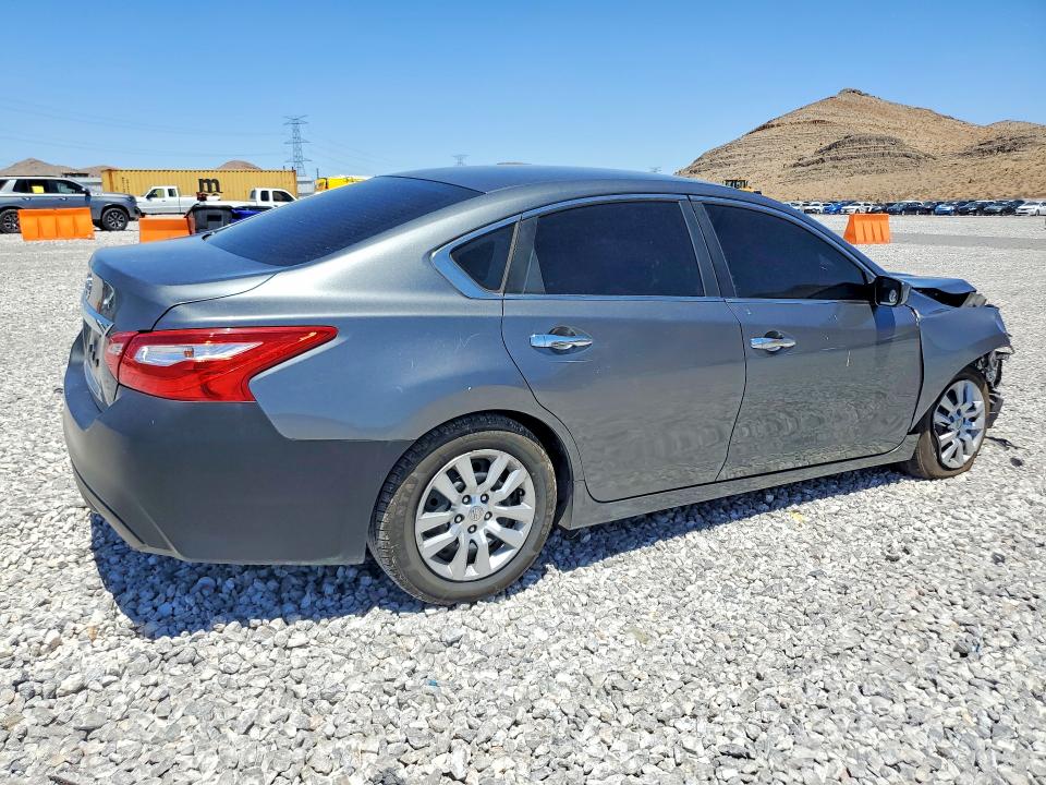Photo 3 from auction – 2016 NISSAN ALTIMA with VIN 1N4AL3AP8GN328469