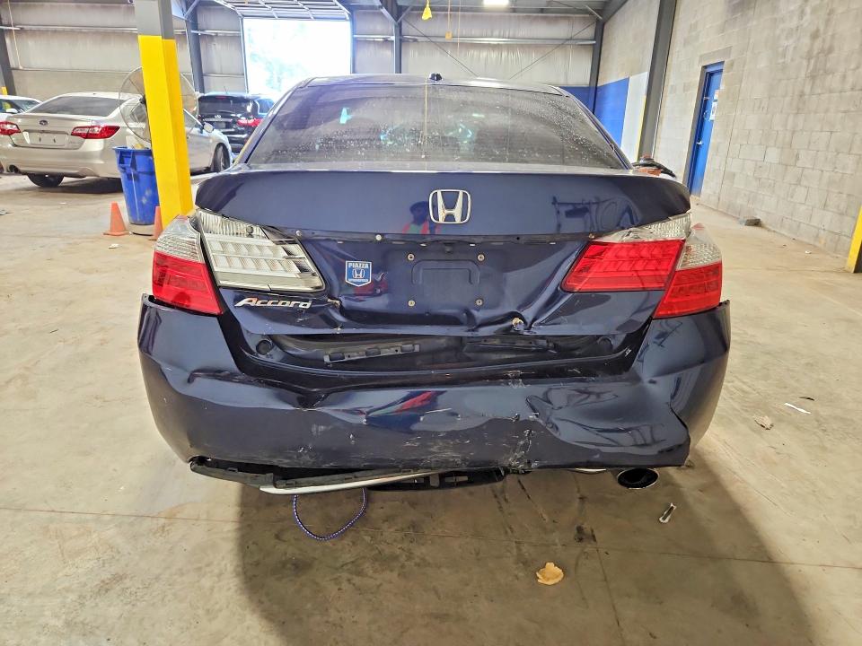 Photo 6 from auction – 2013 HONDA ACCORD with VIN 1HGCR2F85DA020029