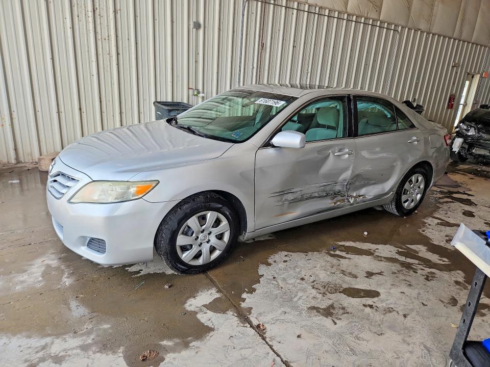 TOYOTA CAMRY 2011 with VIN 4T4BF3EK7BR106932 - Photo from auction