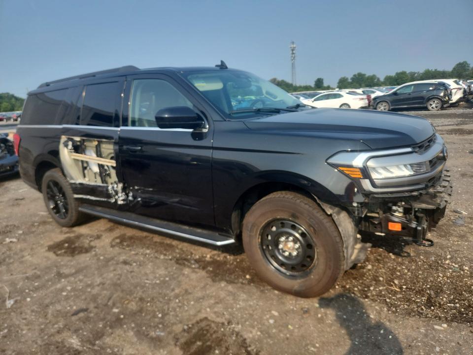 Photo 4 from auction – 2023 FORD EXPEDITION with VIN 1FMJK1J89PEA44094
