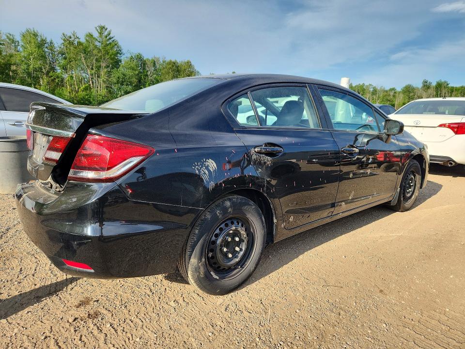 Photo 3 from auction – 2015 HONDA CIVIC with VIN 2HGFB2F41FH061633