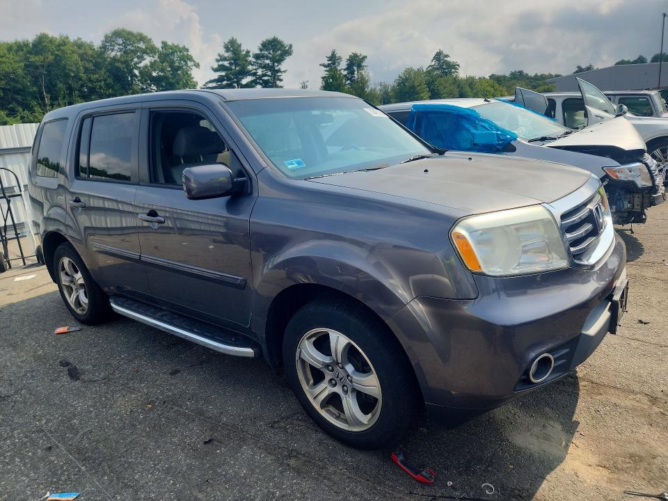 Photo 4 from auction – 2014 HONDA PILOT with VIN 5FNYF4H41EB014515
