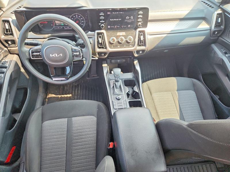Photo 8 from auction – 2022 KIA SORENTO with VIN 5XYRG4LC4NG149089