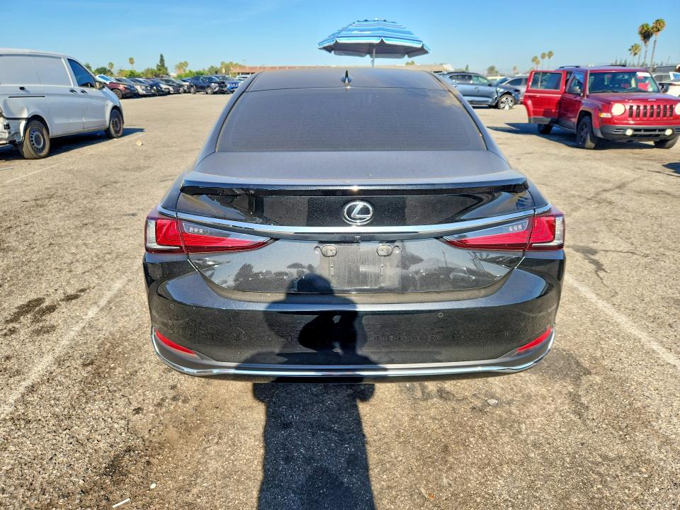 Photo 6 from auction – 2025 LEXUS ES 300H with VIN 58ADA1C16SU075679