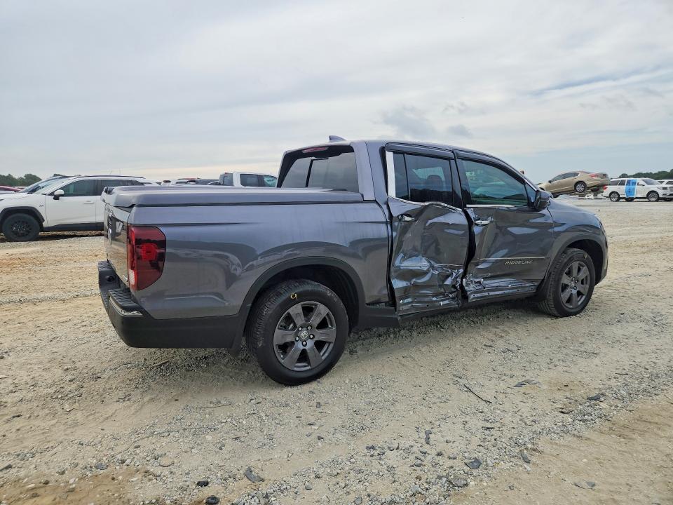 Photo 3 from auction – 2020 HONDA RIDGELINE with VIN 5FPYK3F76LB004960