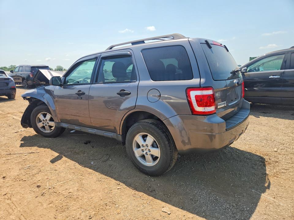 Photo 2 from auction – 2010 FORD ESCAPE with VIN 1FMCU0DG2AKB08338