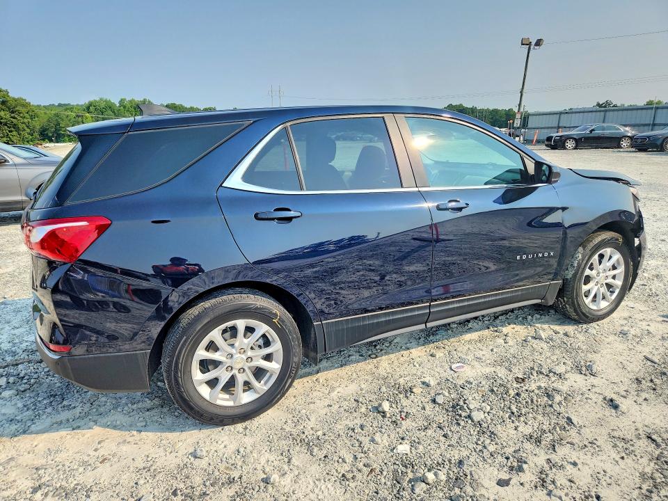 Photo 3 from auction – 2021 CHEVROLET EQUINOX with VIN 3GNAXJEV2MS112671