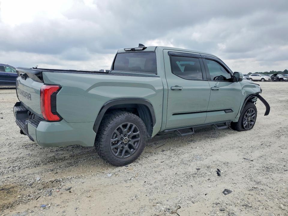 Photo 3 from auction – 2024 TOYOTA TUNDRA with VIN 5TFNC5DB4RX042892
