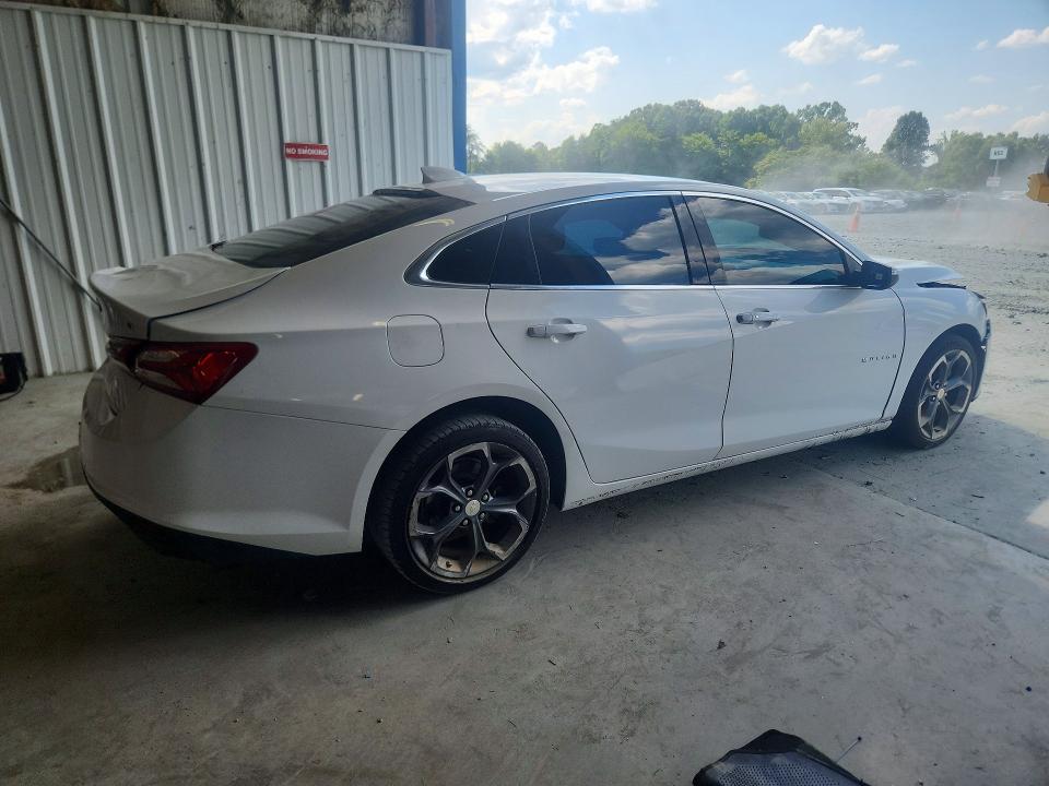 Photo 3 from auction – 2021 CHEVROLET MALIBU with VIN 1G1ZD5ST5MF006324