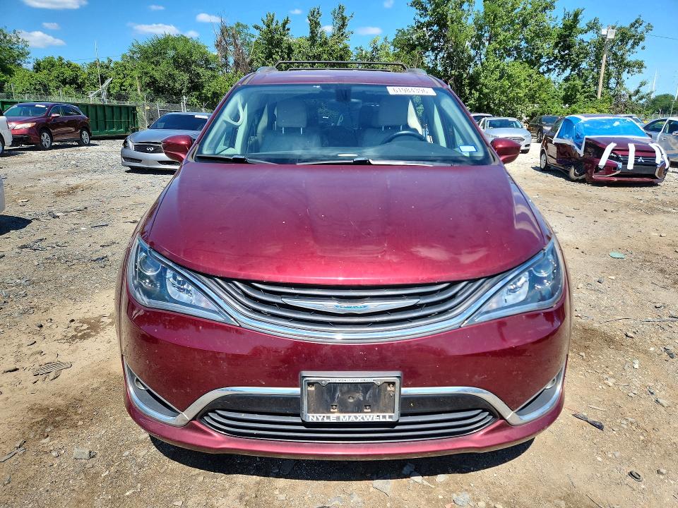 Photo 5 from auction – 2018 CHRYSLER PACIFICA with VIN 2C4RC1L78JR164326