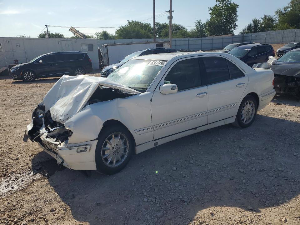 MERCEDES-BENZ E 2001 with VIN WDBJF65J01B244565 - Photo from auction