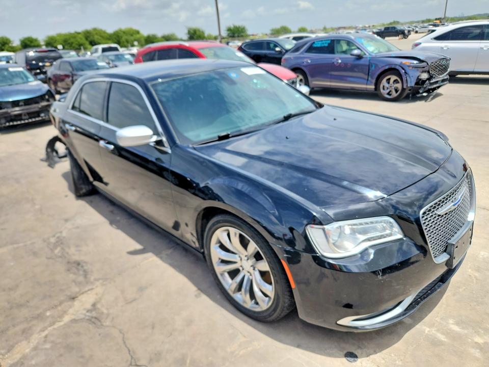 صورة رقم 4 من المزاد - 2019 CHRYSLER 300C مع VIN 2C3CCAPT9KH556269