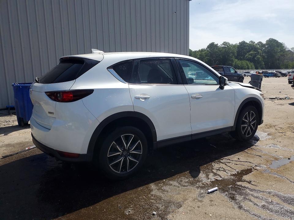 Photo 3 from auction – 2018 MAZDA CX-5 with VIN JM3KFBCM0J0354188