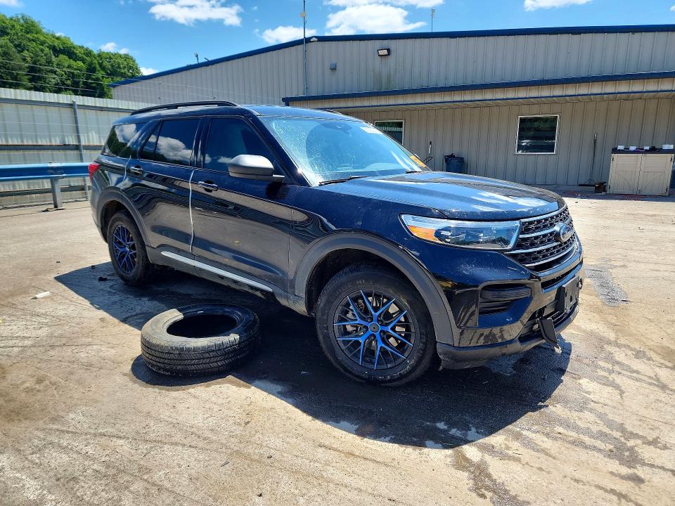 Photo 4 from auction – 2023 FORD EXPLORER with VIN 1FMSK8DH0PGA38360