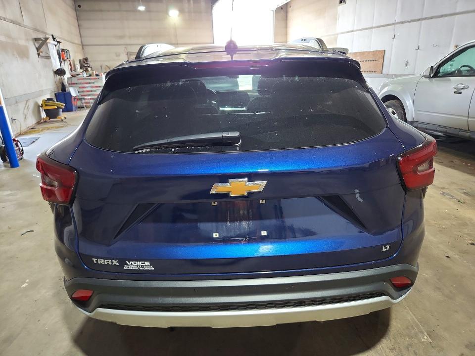 Photo 6 from auction – 2024 CHEVROLET TRAX with VIN KL77LHE26RC080122