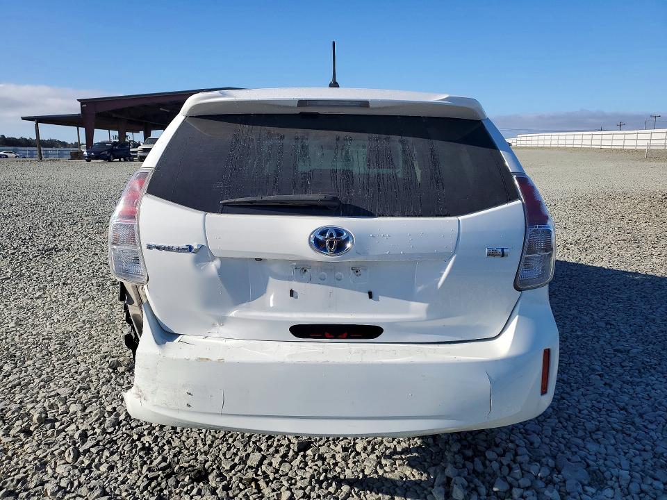 Снимка 6 от търг – 2017 TOYOTA PRIUS V с VIN JTDZN3EU7HJ068016