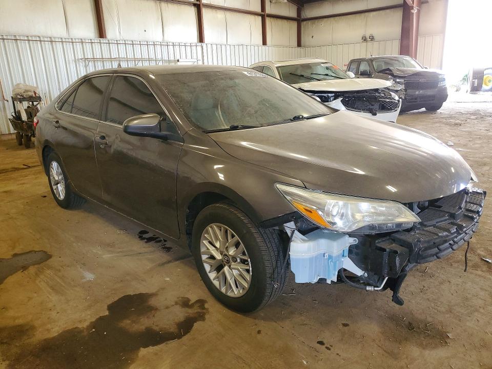 Photo 4 from auction – 2017 TOYOTA CAMRY with VIN 4T1BF1FK5HU344977