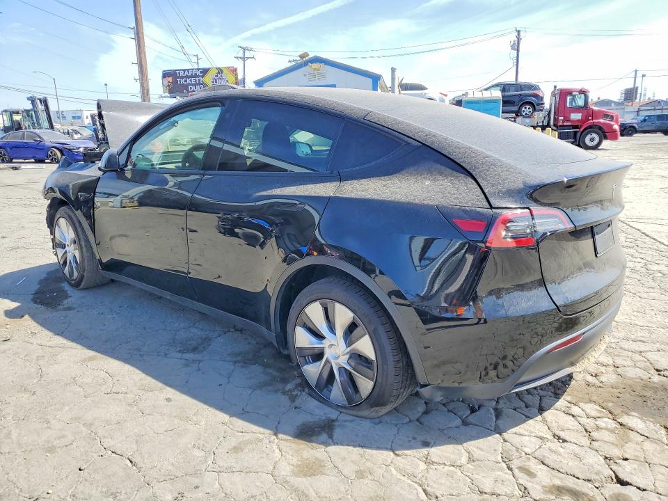 Photo 2 from auction – 2021 TESLA MODEL Y with VIN 5YJYGDEE8MF162119