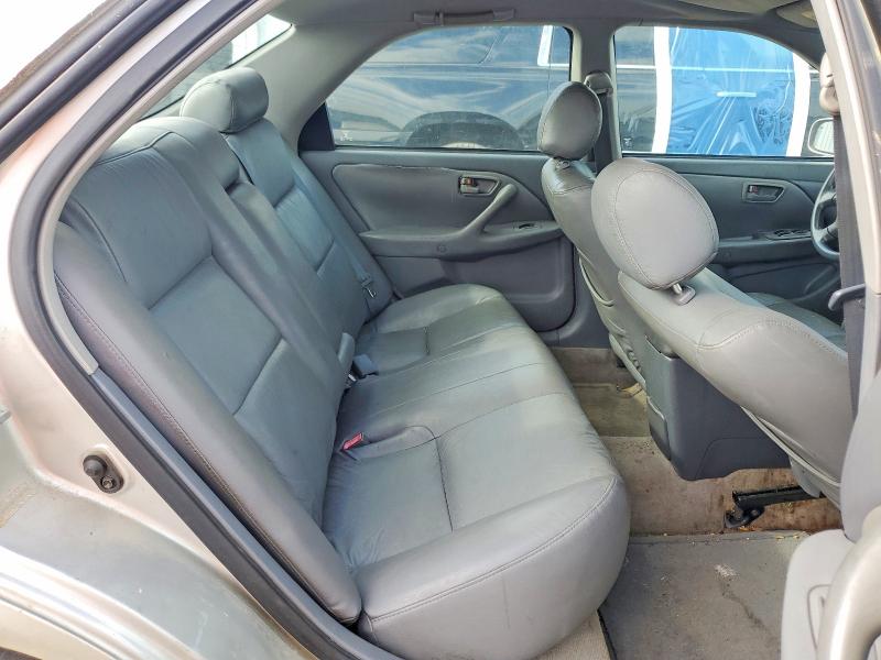 Photo 10 from auction – 2000 TOYOTA CAMRY with VIN 4T1BG22K5YU007265