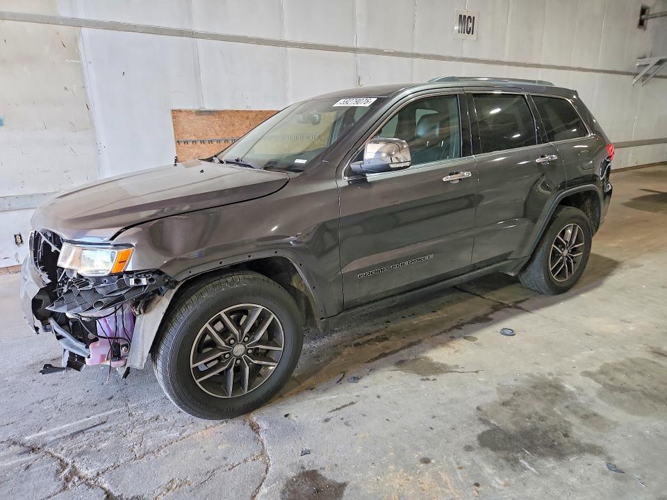 JEEP GRAND CHEROKEE 2017 with VIN 1C4RJFBG6HC963769 - Photo from auction