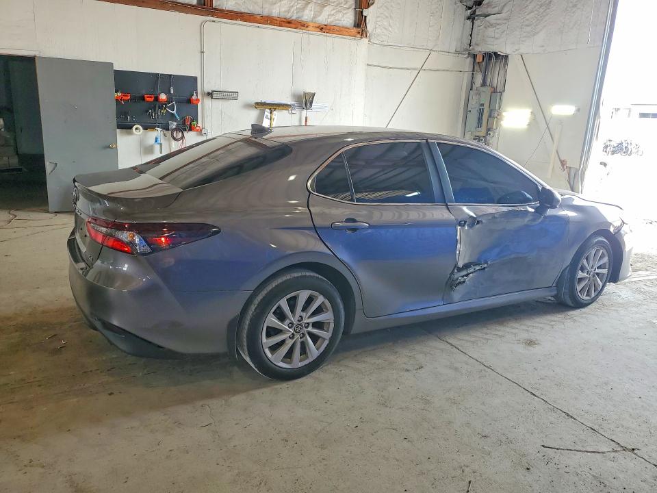 Photo 3 from auction – 2024 TOYOTA CAMRY with VIN 4T1C11AK2RU918737