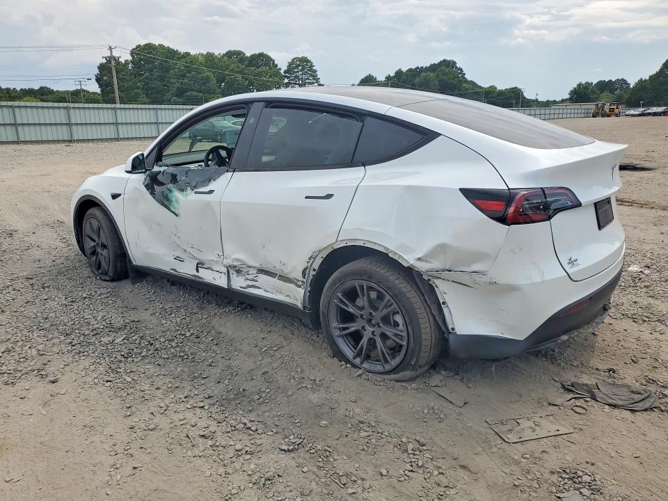 Снимка 2 от търг – 2025 TESLA MODEL Y с VIN 7SAYGDEDXSA375092