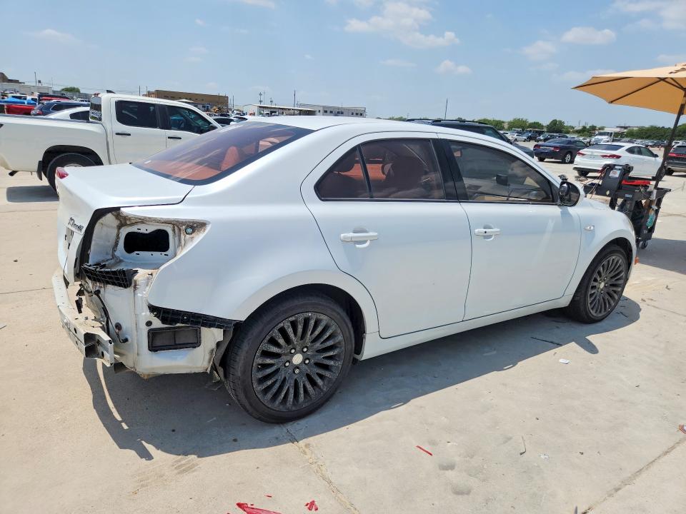 Photo 3 from auction – 2011 SUZUKI KIZASHI with VIN JS2RE9A35B6111784