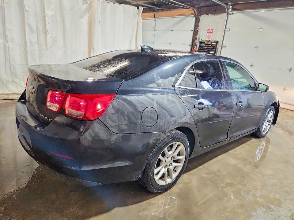 Photo 3 from auction – 2015 CHEVROLET MALIBU with VIN 1G11C5SL4FF182512