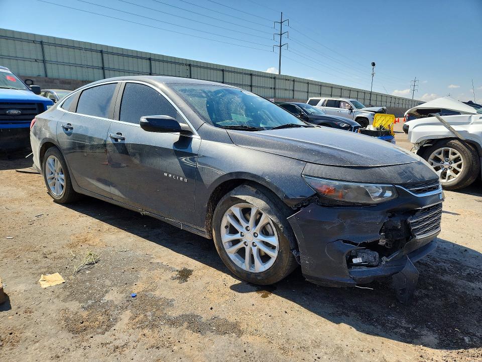 Photo 4 from auction – 2017 CHEVROLET MALIBU with VIN 1G1ZE5ST8HF201207