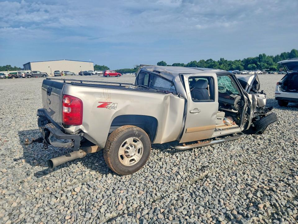 Foto 3 de la subasta – 2008 CHEVROLET SILVERADO con VIN 1GCHK23638F211677