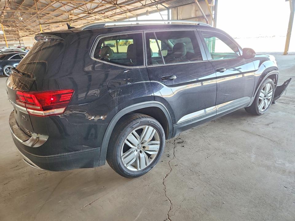 Photo 3 from auction – 2019 VOLKSWAGEN ATLAS with VIN 1V2UR2CA5KC503336