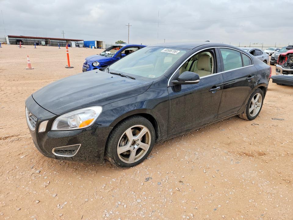 VOLVO S60 2012 with VIN YV1622FSXC2057740 - Photo from auction