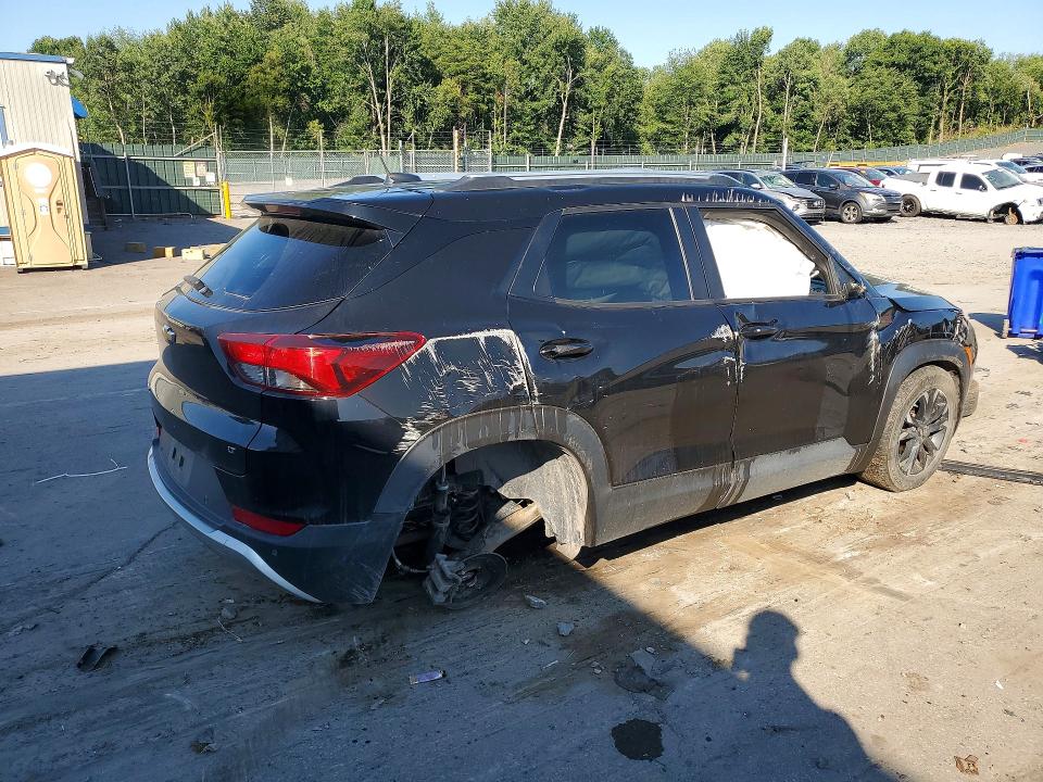 Photo 3 from auction – 2022 CHEVROLET TRAILBLAZER with VIN KL70MPSL1NB116859