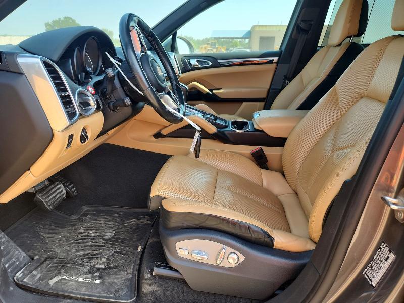 Photo 7 from auction – 2016 PORSCHE CAYENNE with VIN WP1AF2A28GLA40512