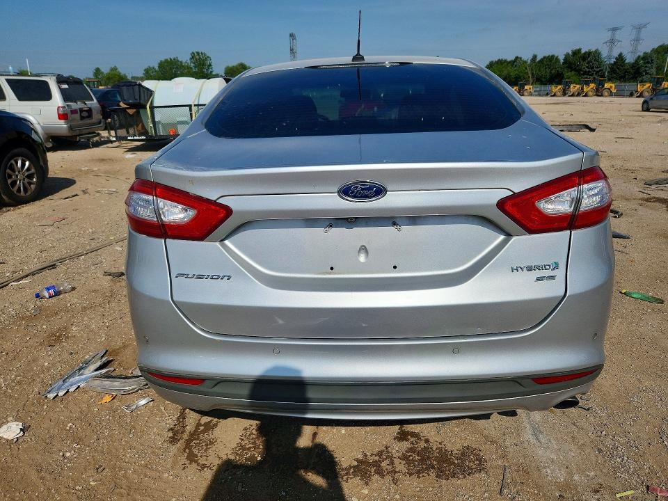Photo 6 from auction – 2015 FORD FUSION with VIN 3FA6P0LU3FR292777