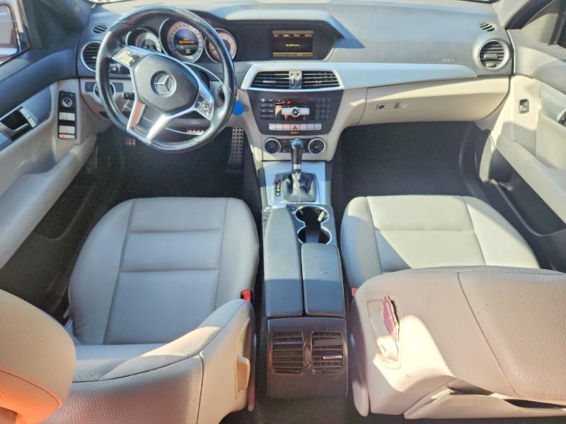 Photo 8 from auction – 2014 MERCEDES-BENZ C with VIN WDDGF4HB1EA960414