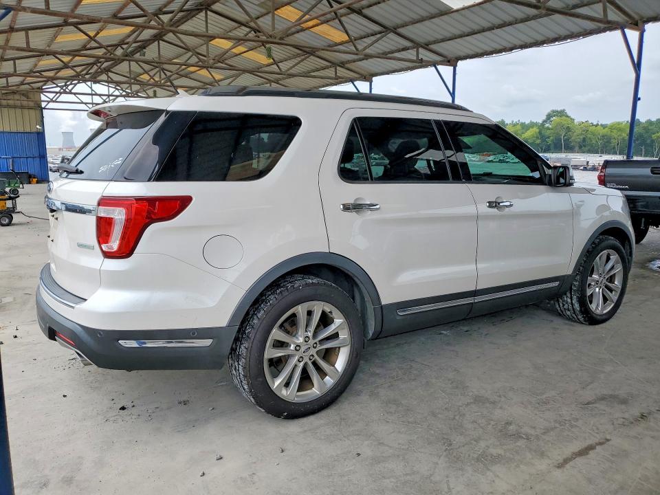 Photo 3 from auction – 2018 FORD EXPLORER with VIN 1FM5K7FH3JGB15072