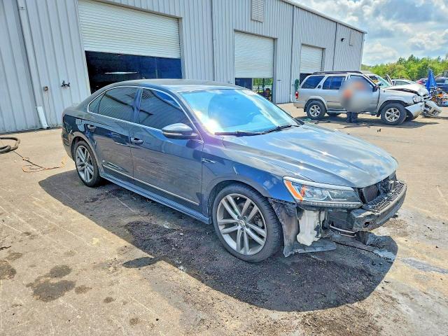 Photo 4 from auction – 2017 VOLKSWAGEN PASSAT with VIN 1VWDT7A33HC075227