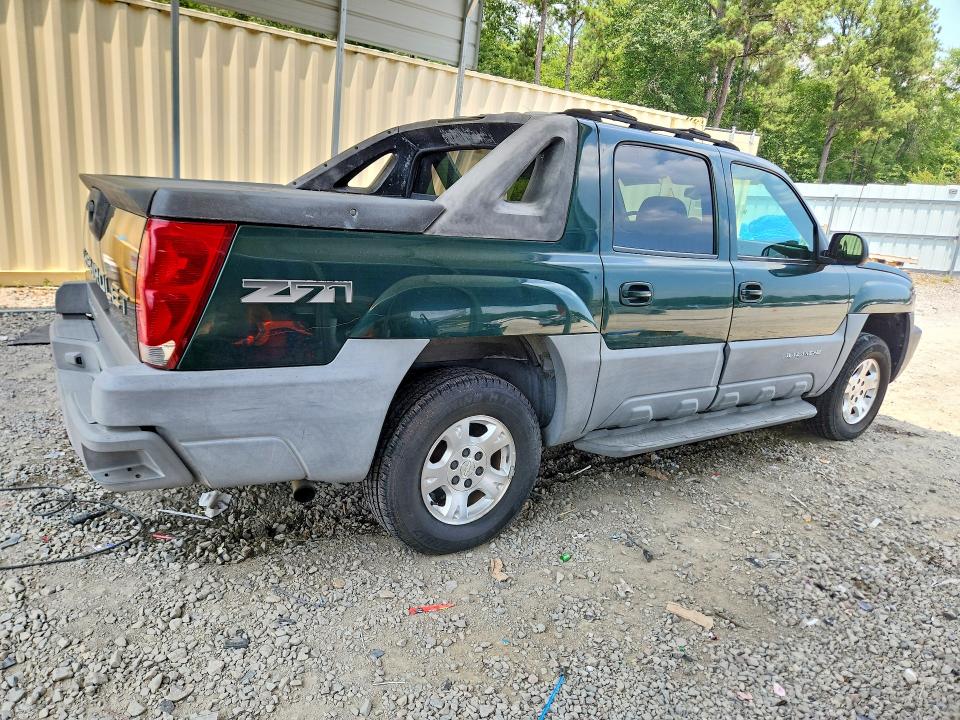 Photo 3 from auction – 2002 CHEVROLET AVALANCHE with VIN 3GNEK13T32G214014