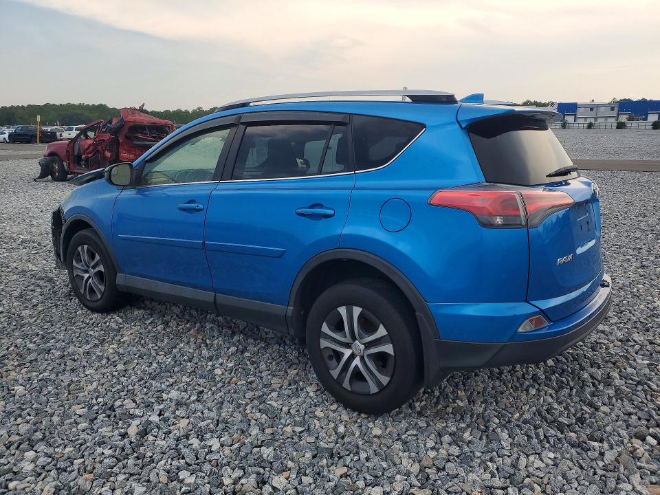 Снимка 2 от търг – 2017 TOYOTA RAV4 с VIN JTMBFREV5HJ148960