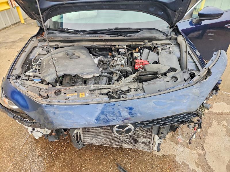 Photo 11 from auction – 2020 MAZDA 3 with VIN 3MZBPABL7LM136738
