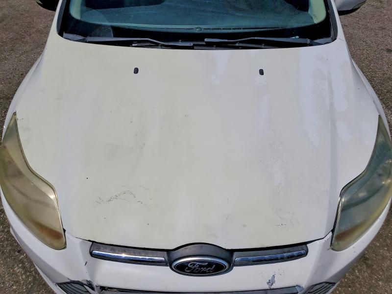 Photo 11 from auction – 2014 FORD FOCUS with VIN 1FADP3F27EL110840