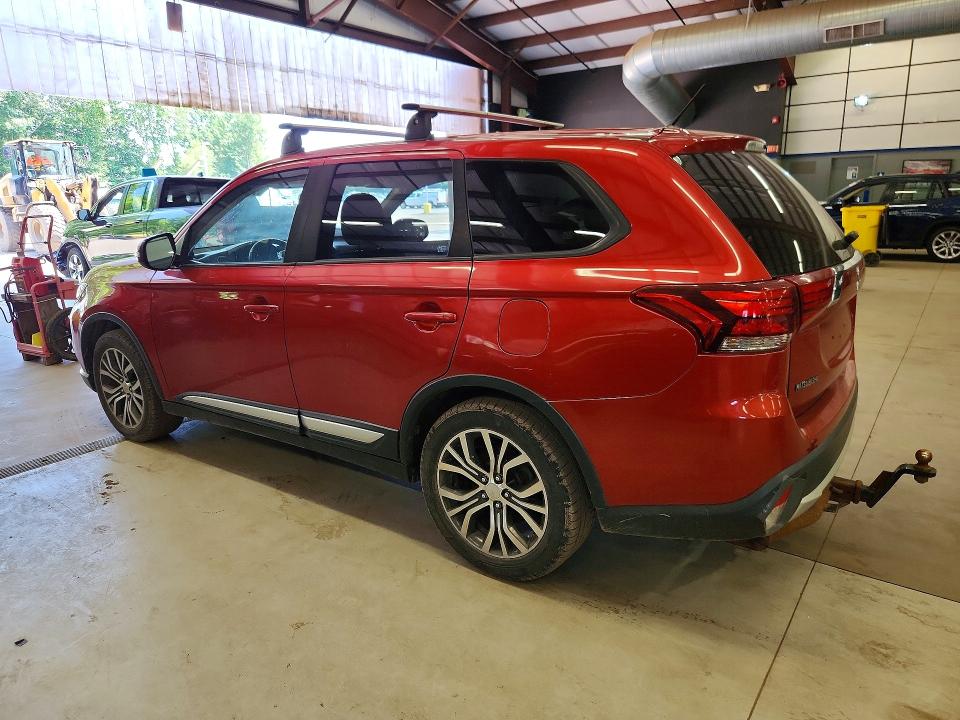 Photo 2 from auction – 2016 MITSUBISHI OUTLANDER with VIN JA4AZ3A30GZ064219
