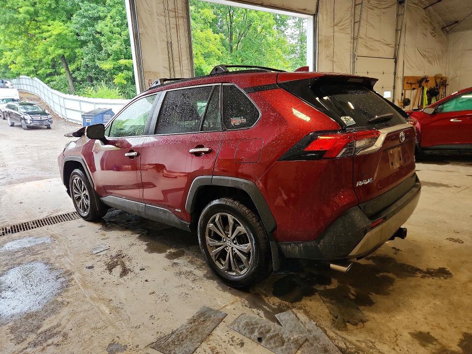Photo 2 from auction – 2023 TOYOTA RAV4 with VIN JTMD6RFV4PD085807