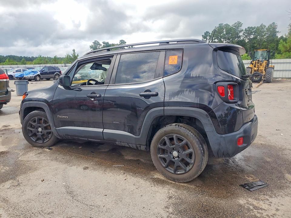 Photo 2 from auction – 2020 JEEP RENEGADE with VIN ZACNJABB7LPL66928
