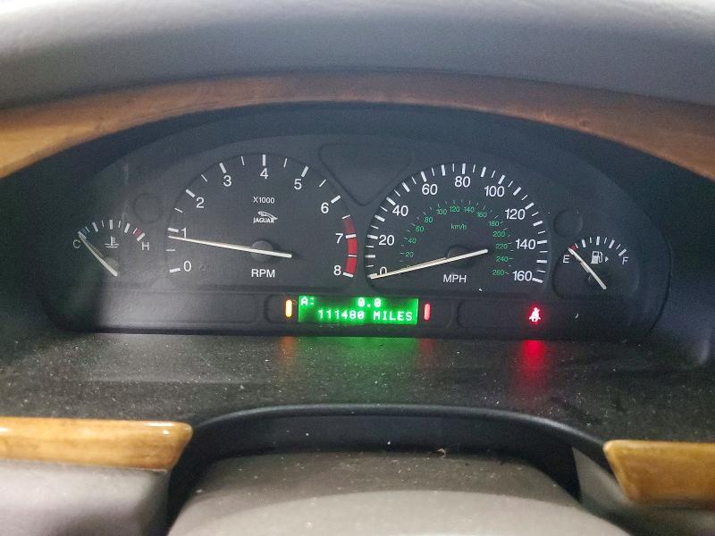 Photo 9 from auction – 2002 JAGUAR S-TYPE with VIN SAJDA01N02FM31352
