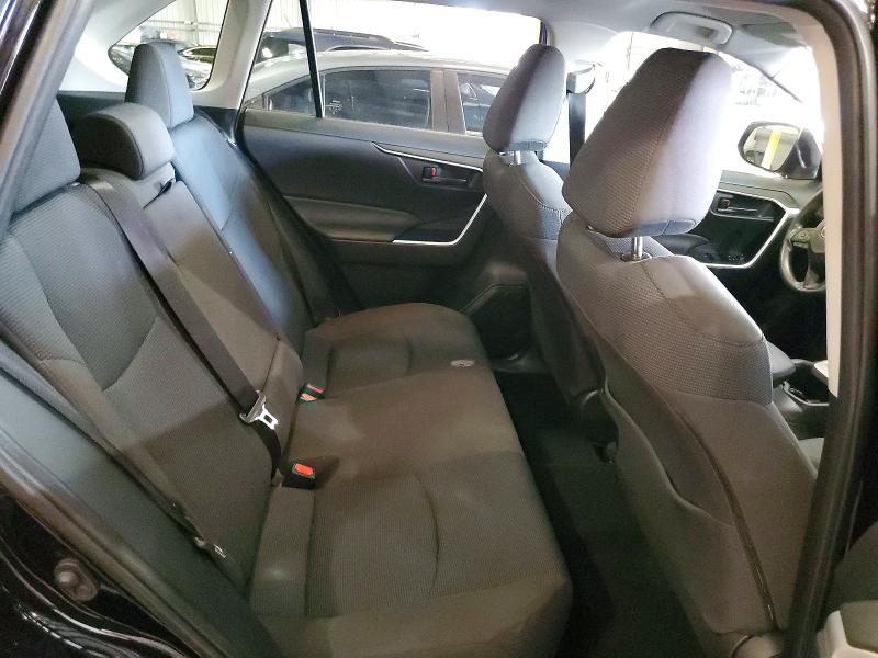 Photo 11 from auction – 2023 TOYOTA RAV4 with VIN JTMH1RFV8PD102317
